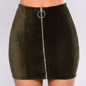 Fashionnova top of the world skirt